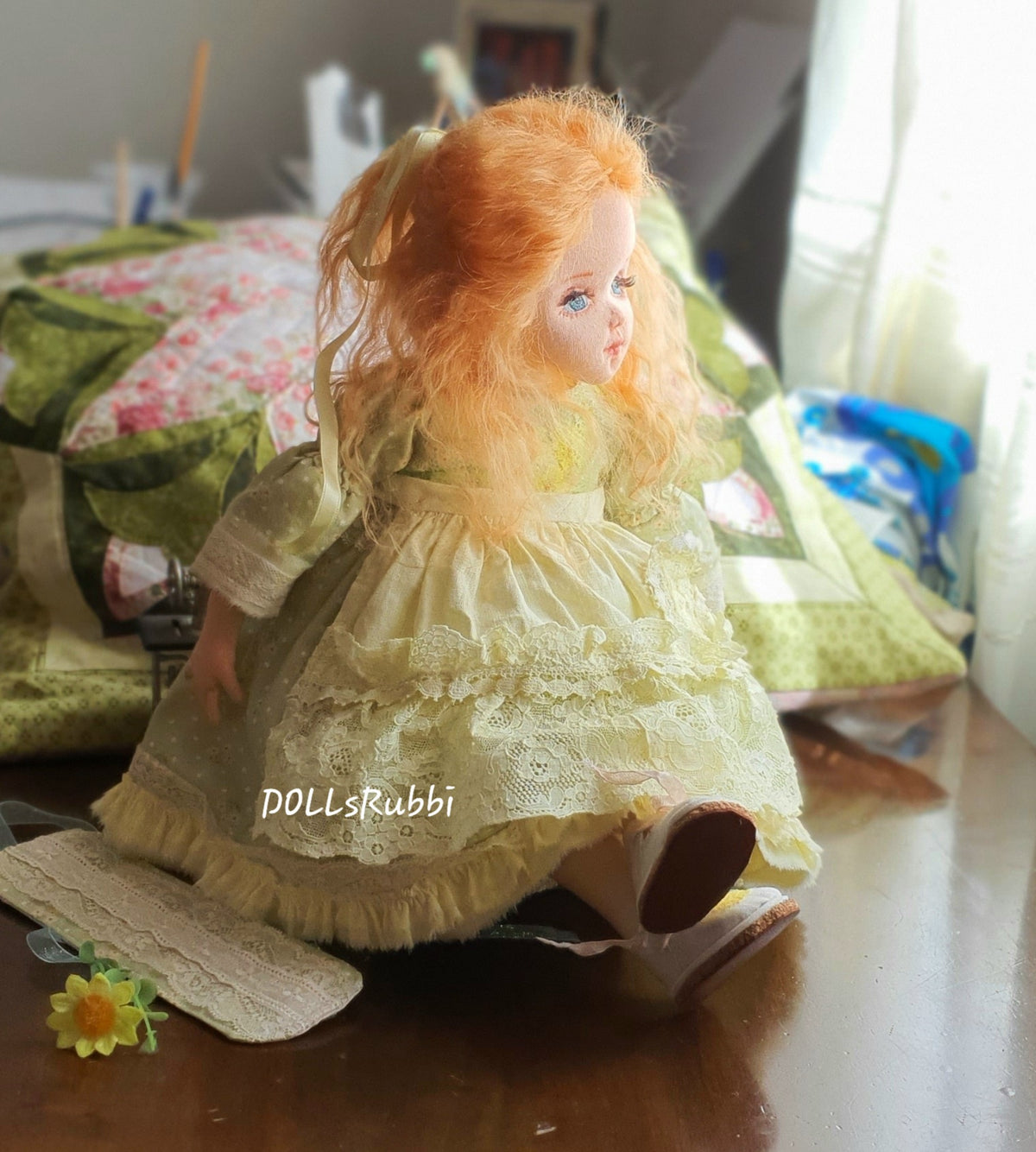 Muñeca Textil Articulada "Olivia" - Edición Única de Colección Premium